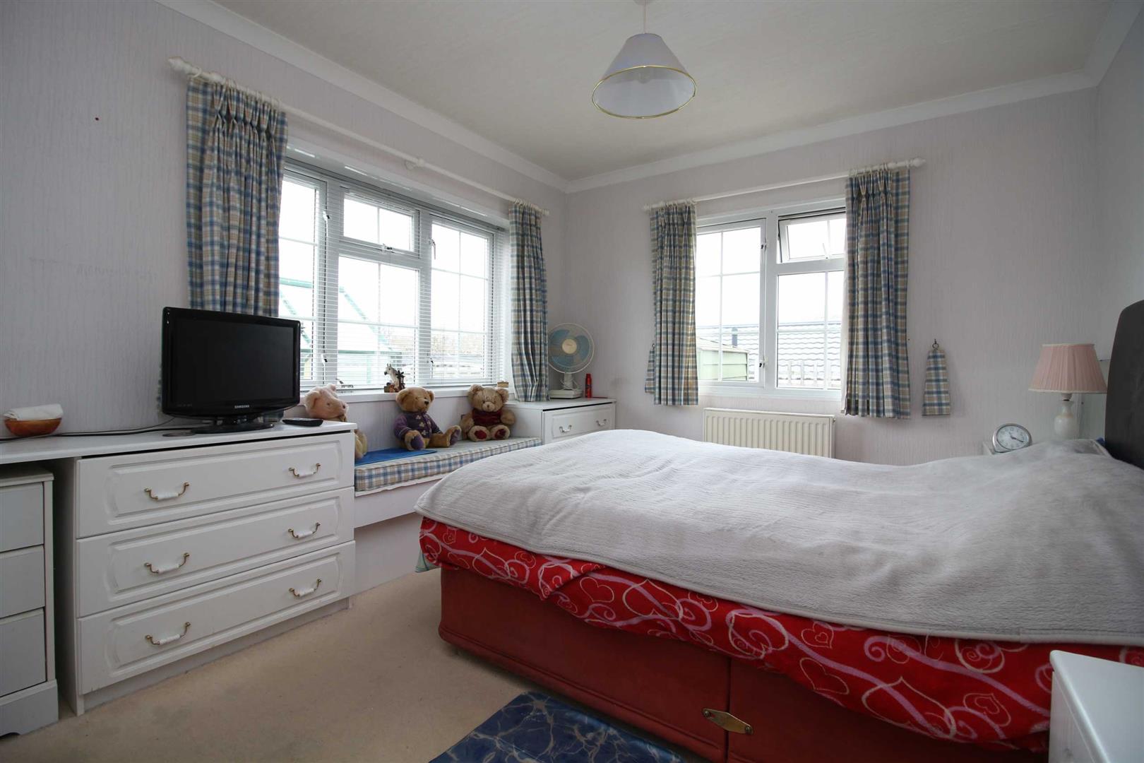 Bashley Cross Road, New Milton Pettengells Estate Agents